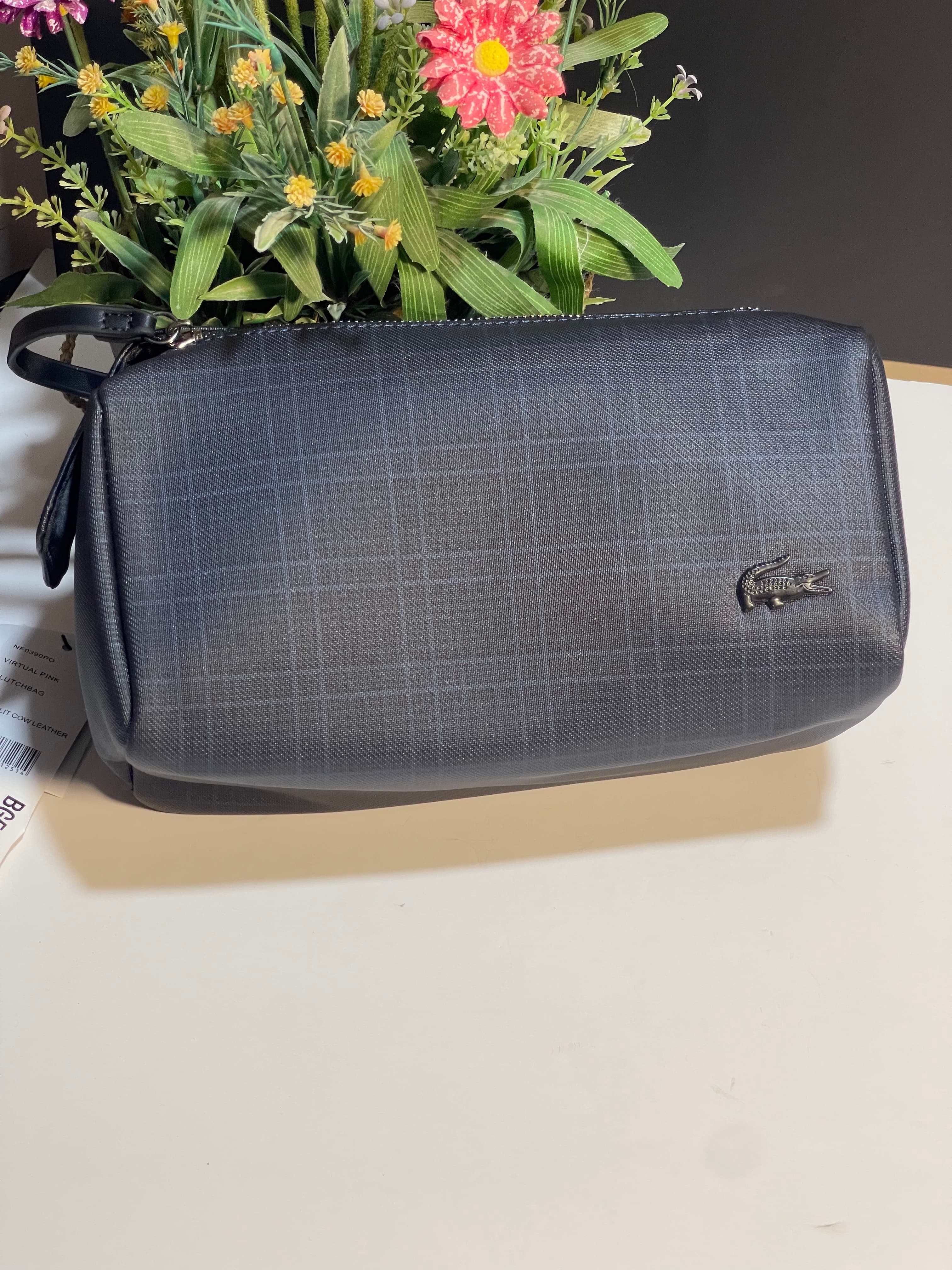 شنطه لاكوست bg5-330