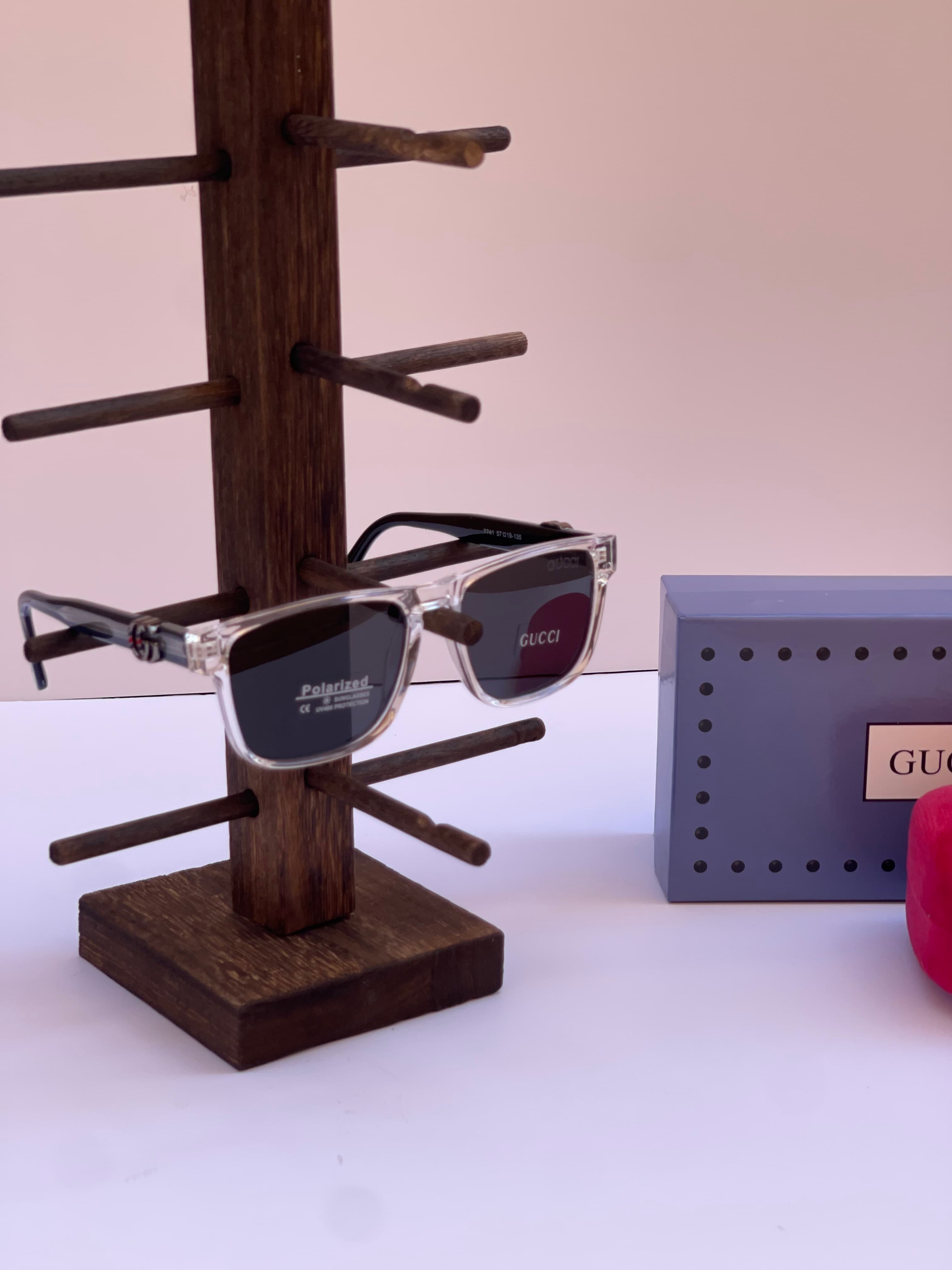 نظاره Gucci