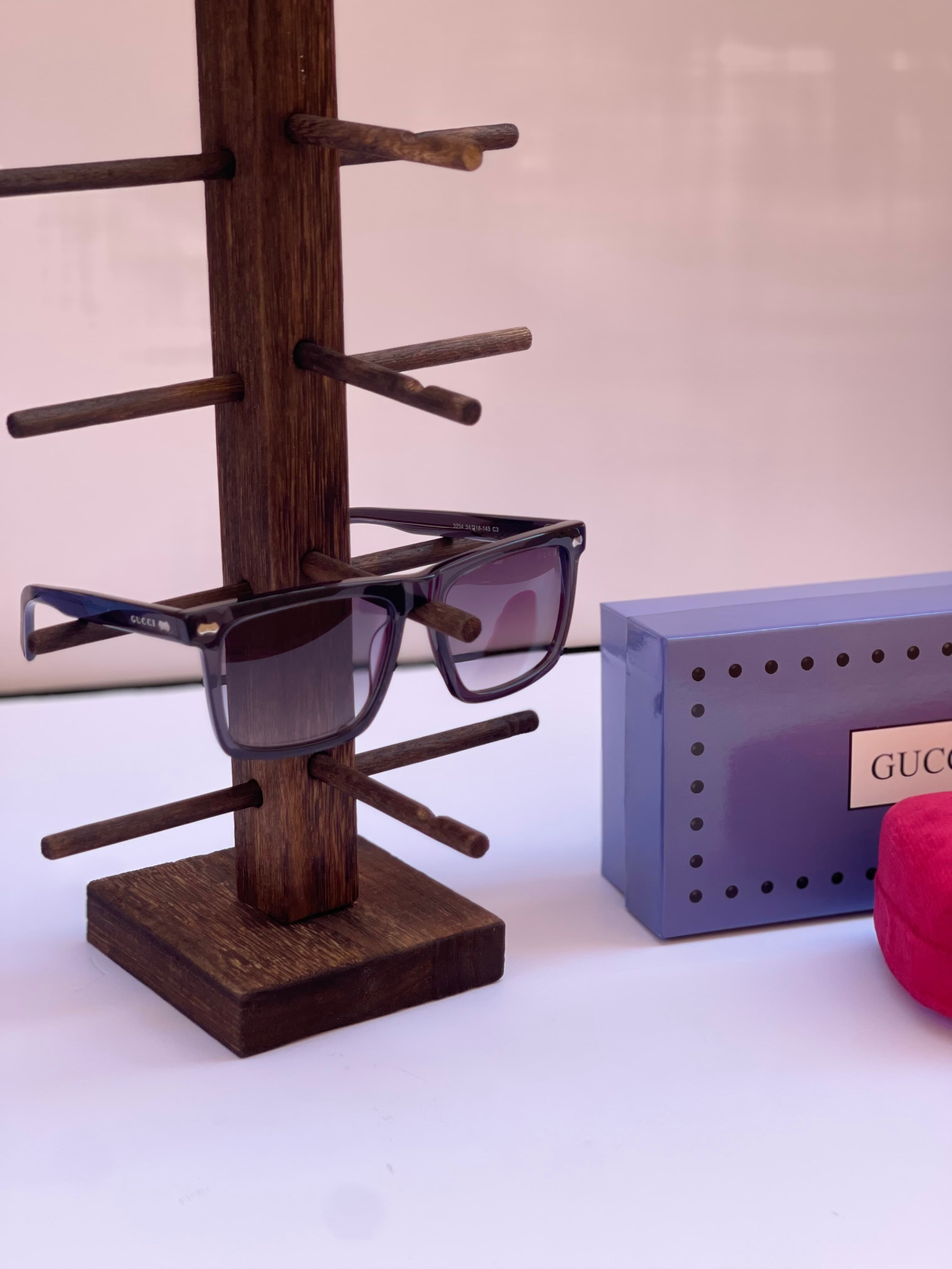 نظاره Gucci