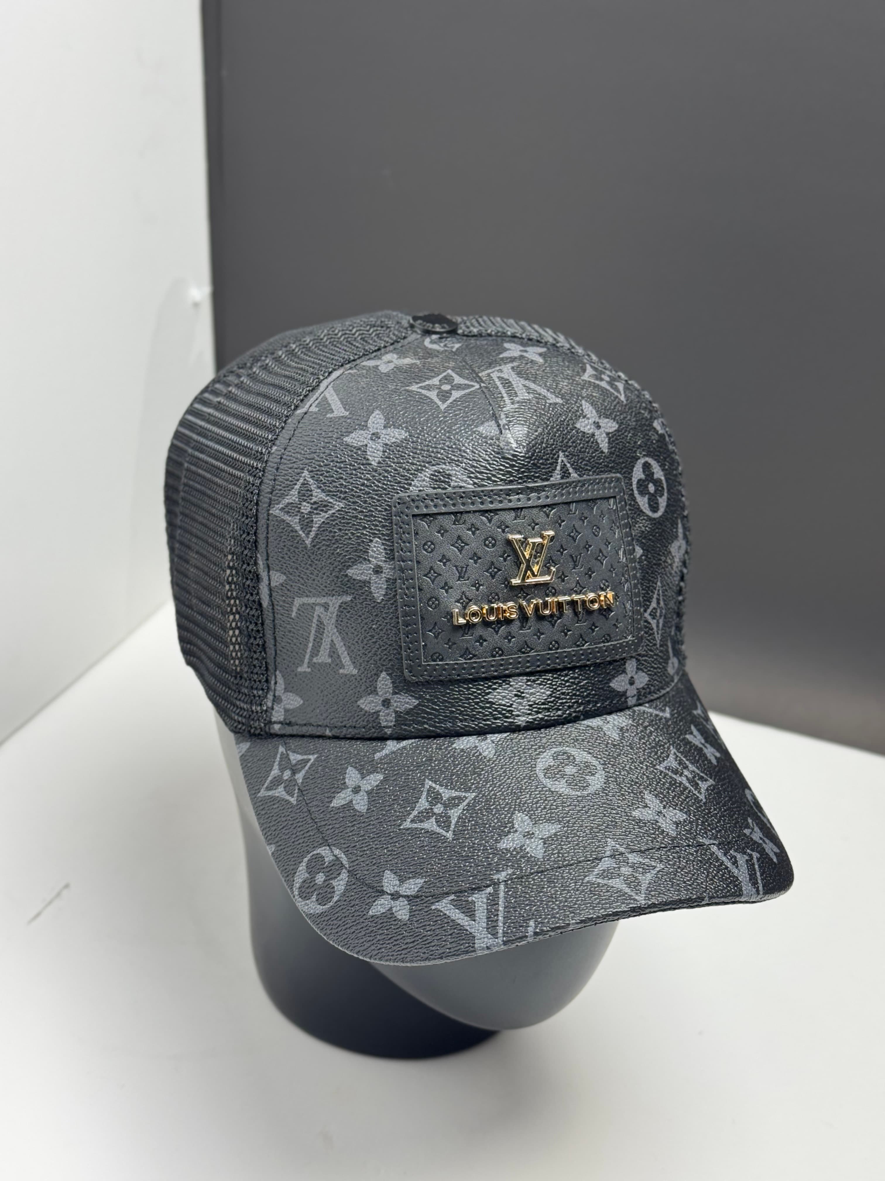 طاقيه lv 02